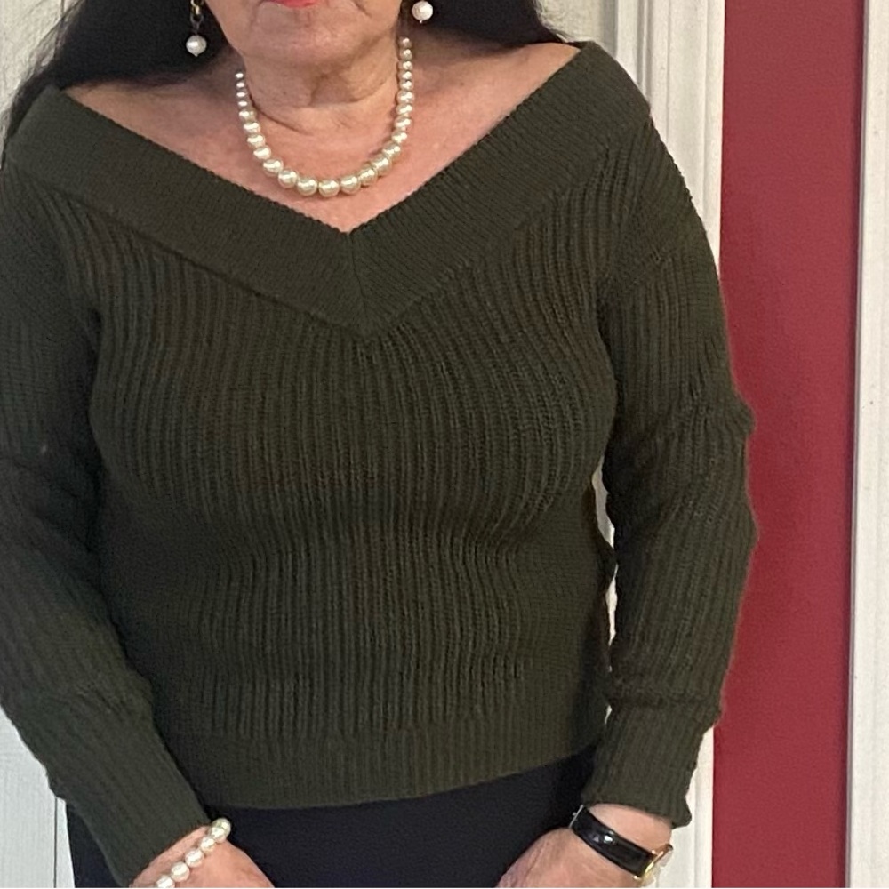 Only Women's Olive Green Pullover Knit Sweater - Picture 9 of 13